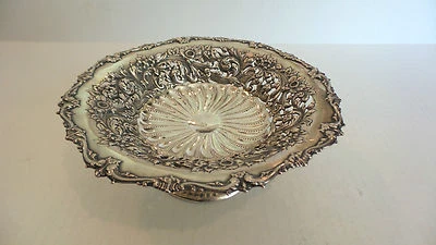 BEAUTIFUL REED & BARTON STERLING SILVER CHASED DECORATED LOW PEDESTAL COMPOTE Foto 1 de 4