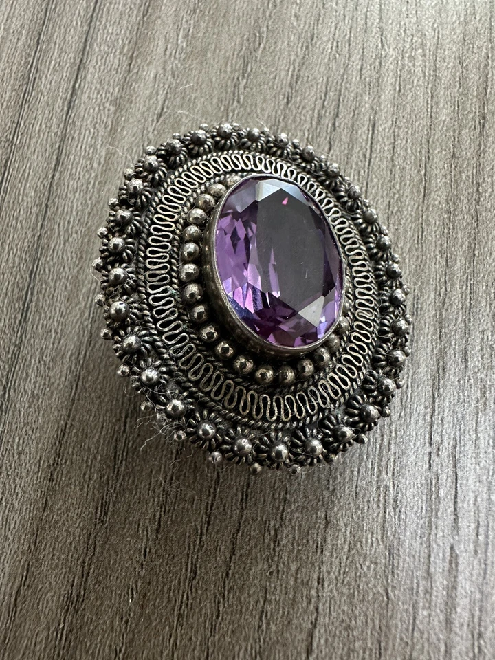 ANTICA SPILLA IN ARGENTO CON AMETISTA INCASTONATO - Immagine 1 di 3