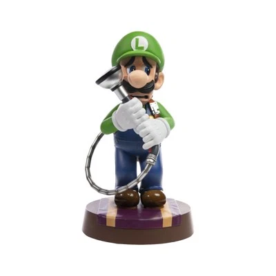 Luigi's Mansion 3 Luigi 9" PVC Statue Standard Edition Figure - image 1 of 4