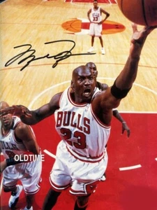 Michael Jordan Chicago Bulls " In the Paint" Autographed Signed Reprint Photo - Picture 1 of 1