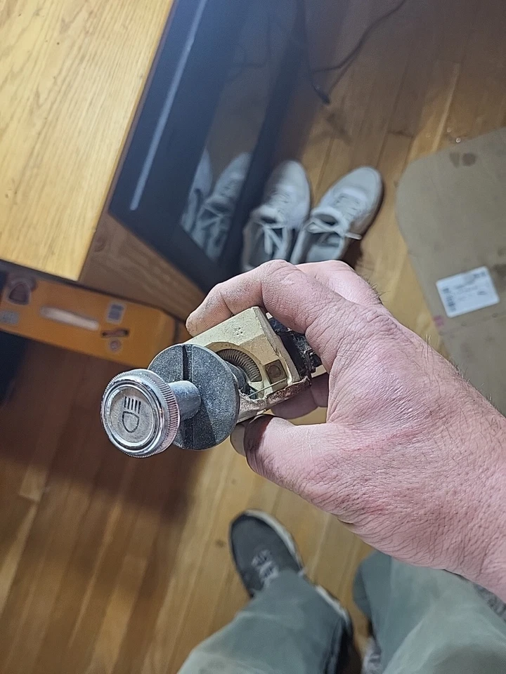 INTERRUPTOR DE FAROS 73-87 Chevy GMC Truck 73-91 K5 Blazer Suburban con perilla Foto 1 de 3