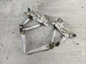 VAUXHALL INSIGNIA MK1 DRIVER & PASSENGER SIDE BONNET HINGES 13248765 13248766 - Picture 1 of 3