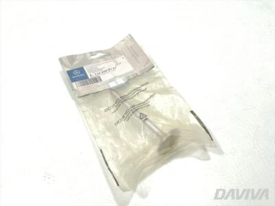 1970 Mercedes-Benz S-Class 300 SEL 3.5 Petrol Engine Valve A1160500127 - Image 1 of 4