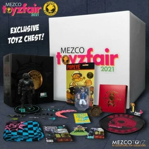 IN MANO Mezco One 12 Krig Black Spartan Edition. Fiera del giocattolo 2021 petto esclusivo - Foto 1 di 3