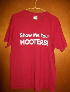 Show Me Your Hooters! Size M Mens T-Shirt - Picture 1 of 4