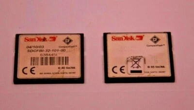 !! SANDISK 2X 32MB COMPACT FLASH CARDS !! 1"11/16 (43mm) X 1"6/16 (36mm) !! - Image 1 of 2