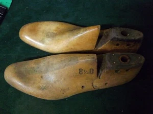 1938 Pair US NAVY Size 8-1/2 D Shoe Factory Lasts D.W INC BROOKLYN NY~ Z-46 - Picture 1 of 1