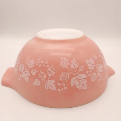 Vintage Pyrex Pink Gooseberry Cinderella 442 Mixing Nesting Bowl 1 1/2 Quart MCM - Image 1 of 4