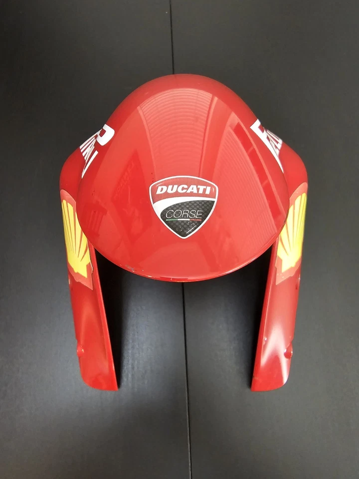 Cubierta de rueda de guardabarros delantero OEM 2008-2013 Ducati Evo 848. Foto 1 de 4