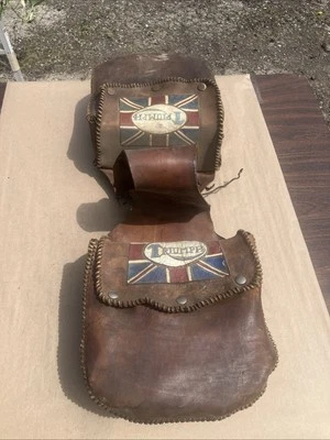 Par de bolsas de sillín de cuero vintage para moto Triumph hechas a mano Foto 1 de 4