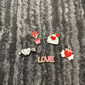 Love Pink Enamel Charm Dangle DIY Bracelet Necklace Jewelry Making 5 Pack New - Picture 1 of 4