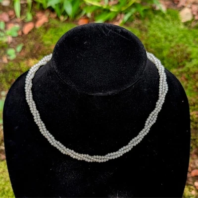 Elegante Collar de Perlas - Collar Trenzado Triple Hilo Perla Semilla Blanca Foto 1 de 3
