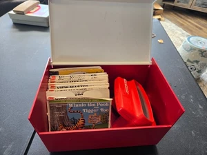 Vintage GAF ViewMaster Modell G Viewer, Aufbewahrungsbox & 40+ Rollen rot, weiß & blau - Bild 1 von 7