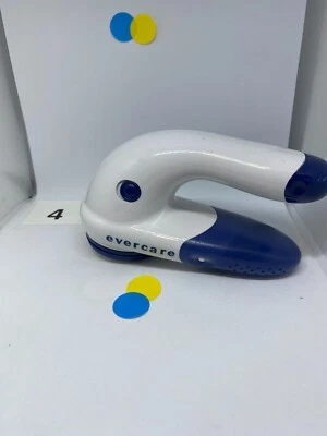 Evercare Afeitadora de Tela Grande Seguro Triple Acción Pelusa Pilling Fuzz Hoja Removedora Foto 1 de 4