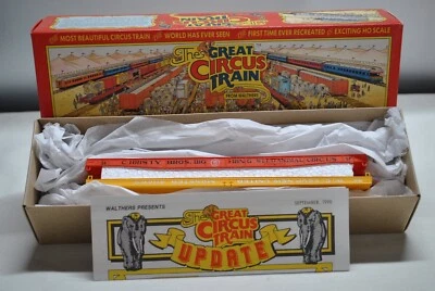 Walthers Ho Scale  The Great Circus Train 2nd Release 1967B Flat Cars (box of 2) - Image 1 of 4