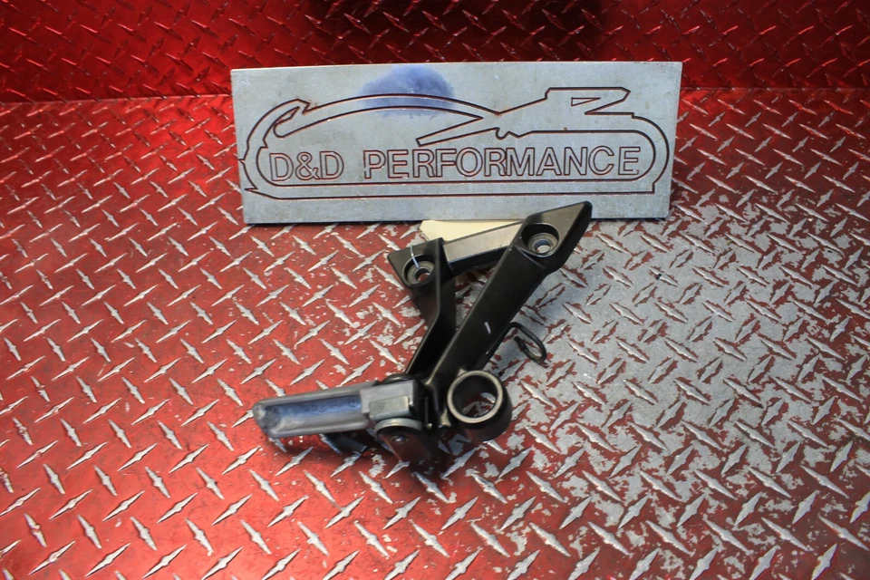 2013 - 2017 KAWASAKI NINJA 300 OEM RIGHT PASSENGER PEG & BRACKET NJ42 - Image 1 of 4