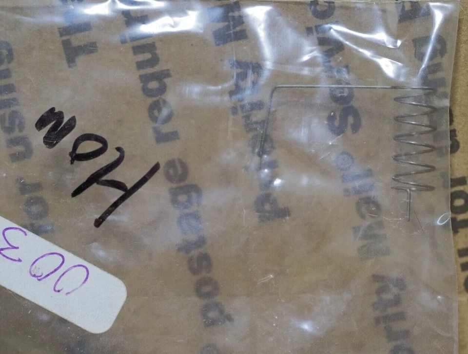 OEM HOMELITE THBROTTLE LATCH SPRING 00370 HB-100 HB-180 HB-25155 HB-390 BX220 - Image 1 of 1