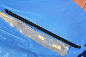 1996-2007 TAURUS WAGON WEATHERSTRIP F6DZ-5425860-A - Picture 1 of 2