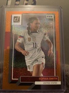 2022-23 Panini FIFA Sophia Smith Orange Foil Parallel  #129 United States
