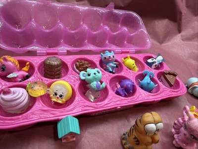 Смешанный лот товаров Hatchimals CollEGtibles 12 упаковок фигурок в коробке с яйцами - Изображение 1 из 4