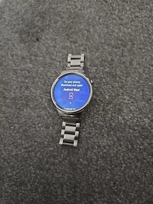 Huawei Watch  42m   *bad Screen Burn,* - Image 1 of 3