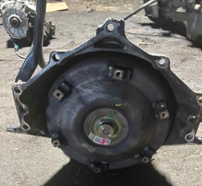 GMC Yukon 2001 conjunto de transmisión automática motor 4L80 6,0 L Foto 1 de 4