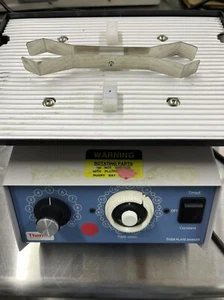 Thermo Scientifics Model 4625 Titer Plate Shaker/Mixer - Picture 1 of 4