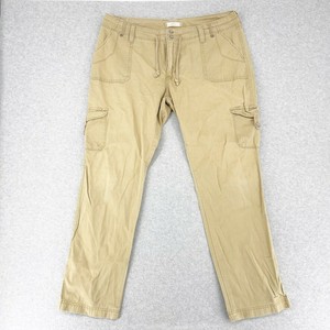 Nueva colección de pantalones cargo Levi's para hombre | FASHIOLA.es