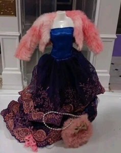 Glamourous Gown And Accessories For 11 Inch Fashion Dolls - Picture 1 of 2