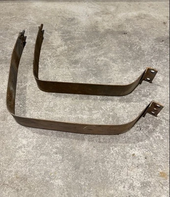 OEM 89-90 1-го поколения Dodge Ram D250 W350 5,9 л 12 В ремни дизельного топливного бака Cummins - Изображение 1 из 3