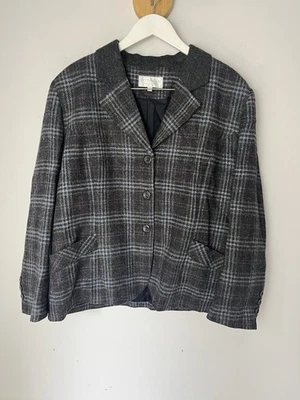 Cotswold Collections Grey Purple check 100% Pure New Wool Jacket Uk18 - Image 1 of 4