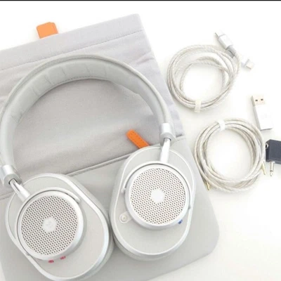 MASTER&DYNAMIC MW65 Kevin Durant Headphones Limited From Japan - Image 1 of 4