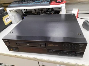 Lettore CD Compact Disc Sony CDP-X333ES - Foto 1 di 6
