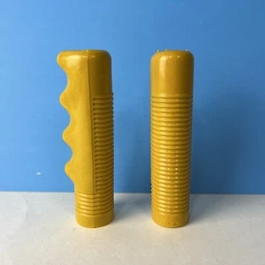 HUNT WILDE YELLOW MUSTARD BICYCLE GRIPS FIT SCHWINN SEARS MURRAY & OTHERS NOS - Picture 1 of 9