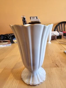 NEU OHNE ETIKETT LENOX PORZ GERIFFELTE GERIFFELTE VASE 24K GOLD CREME 8 ZOLL HOCH - Bild 1 von 6