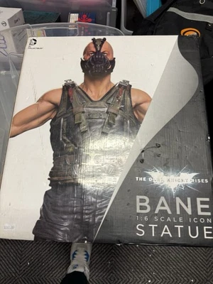 Estatua icono escala 1:6 Dark Knight Rises Bane de DC Collectibles Foto 1 de 2