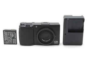 543 Shutter Count 【NEAR MINT】 RICOH GR Digital II 10.1MP Black From Japan - Picture 1 of 10