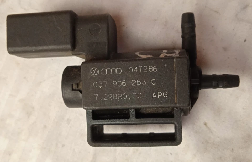Solenoide de presión para válvula de vacío Volkswagen 037906283C 7.22880.00 Foto 1 de 4