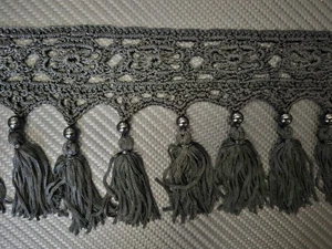 LACE Beaded Trim 1.5 Yards BOHO Hippy BLACK 4.75" Wide With Tassels - Picture 1 of 3