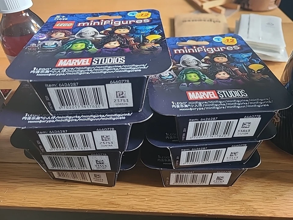 Lego Series 2 Marvel Superheroes Mini Figures (71039) - Image 1 of 1