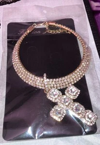 Rhinestone Cross Gold Tone Pendant Choker New. - Picture 1 of 9