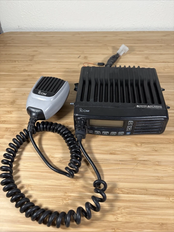 ICOM VHF ANALOG/DIGITAL FDMA/NXDN/IDAS MOBILE TWO WAY RADIO IC-F5061D - image 1 of 4