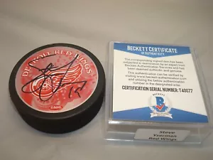 Steve Yzerman Signed Detroit Red Wings Hockey Puck Autograph Beckett BAS COA 1A - Picture 1 of 4