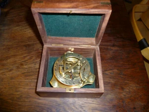 Antik Sonnenuhr Kompass Replik Nautik Messing Pocket Sonnenuhr - Bild 1 von 5