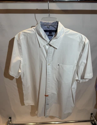 Camisa blanca con botones de manga corta Tommy Hilfiger para hombre - talla grande, clásica Foto 1 de 4