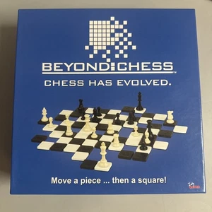 Beyond Chess Ialy Spiele Schachvariante Wickelbrett NEU - Bild 1 von 9