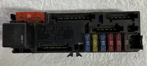 98 Mercedes E320 E430 CLK320 CLK430 Fuse Box Relay OEM 0005400072 - Imagen 1 de 5