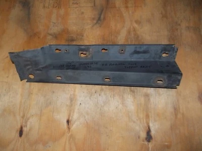 Dodge Ram 2500 Van 96' soporte de núcleo de radiador lado del pasajero derecho OEM Foto 1 de 4