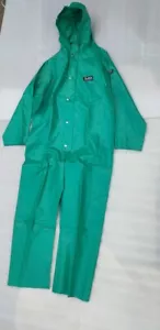 ALPHA SOLWAY CHEMMASTER GREEN COLLARED CHEMICAL COVERALL SIZE L - Picture 1 of 19