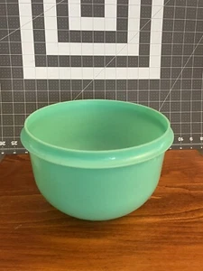 Vintage Tupperware Crisp It Jadeitgrün Salatbehälter nur Schüssel #1424-1 - Bild 1 von 3